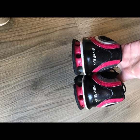 New nike shoes!!! - Picture 4 of 4